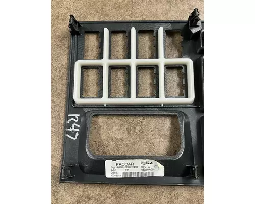 PETERBILT 579 Dash Panel