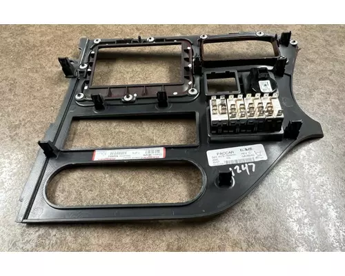 PETERBILT 579 Dash Panel