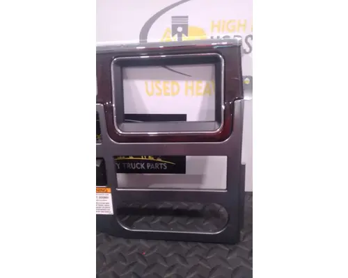 PETERBILT 579 Dash Panel