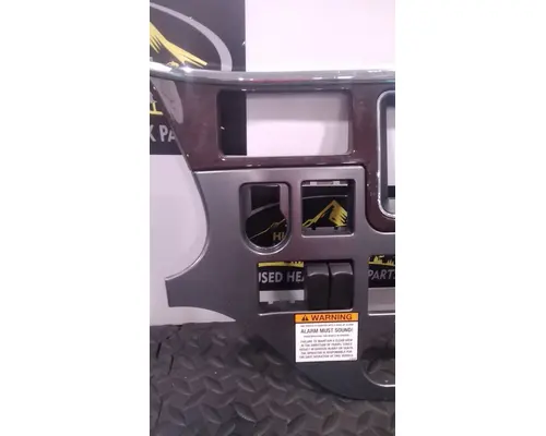 PETERBILT 579 Dash Panel