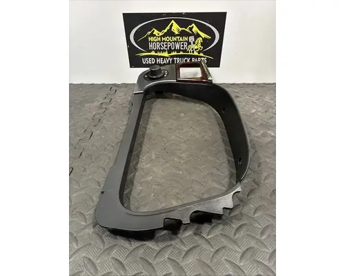 PETERBILT 579 Dash Panel