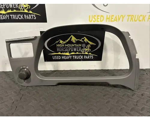 PETERBILT 579 Dash Panel