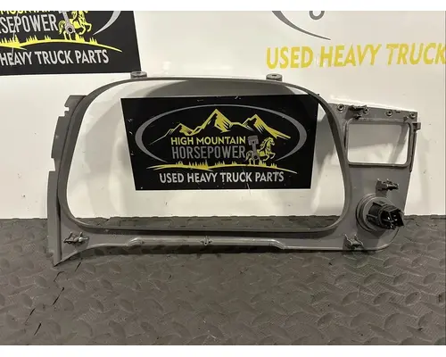 PETERBILT 579 Dash Panel