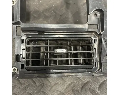 PETERBILT 579 Dash Panel