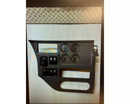 PETERBILT 579 Dash Panel