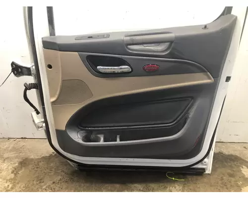 PETERBILT 579 Door Assembly, Front