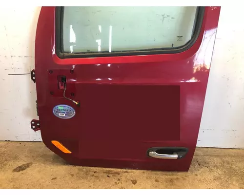 PETERBILT 579 Door Assembly, Front