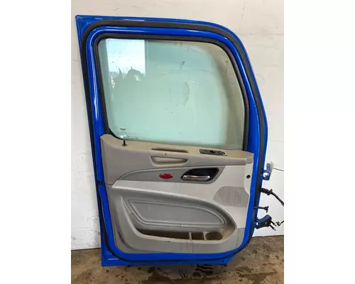 PETERBILT 579 Door Assembly, Front