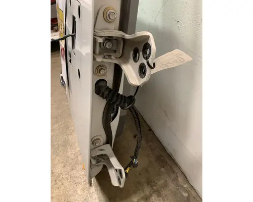 PETERBILT 579 Door Assembly, Front