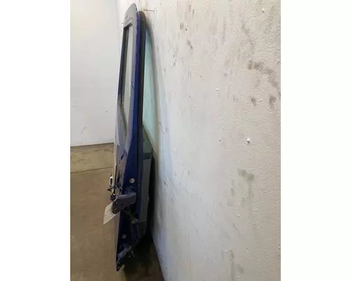 PETERBILT 579 Door Assembly, Front
