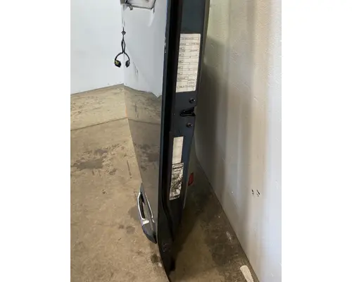 PETERBILT 579 Door Assembly, Front