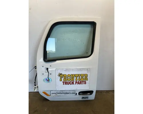 PETERBILT 579 Door Assembly, Front