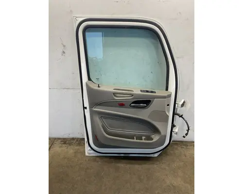 PETERBILT 579 Door Assembly, Front