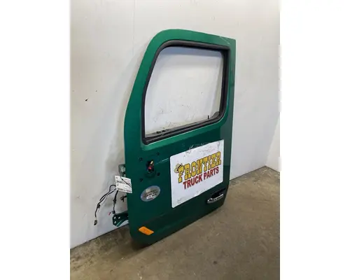 PETERBILT 579 Door Assembly, Front