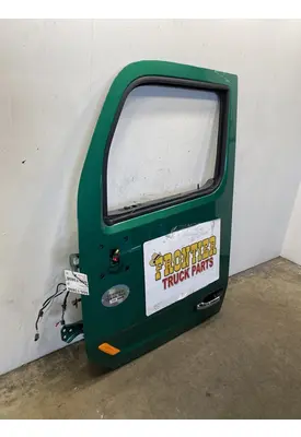 PETERBILT 579 Door Assembly, Front