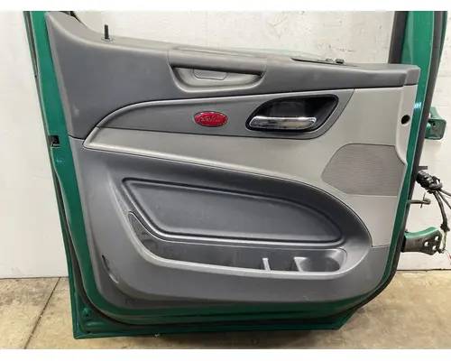 PETERBILT 579 Door Assembly, Front