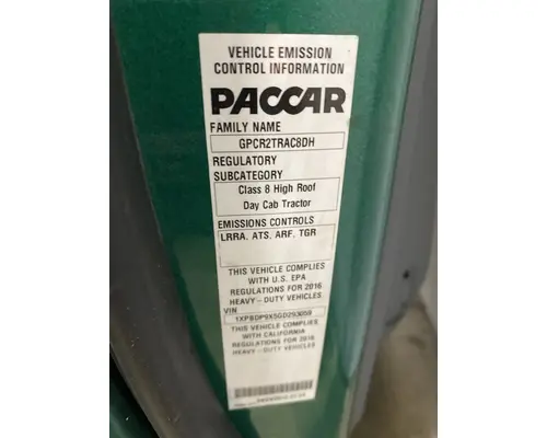 PETERBILT 579 Door Assembly, Front
