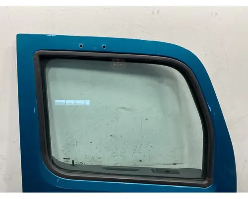PETERBILT 579 Door Assembly, Front