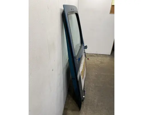 PETERBILT 579 Door Assembly, Front