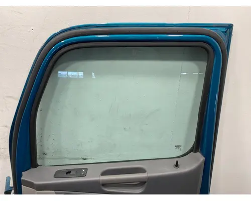 PETERBILT 579 Door Assembly, Front