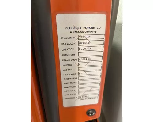 PETERBILT 579 Door Assembly, Front