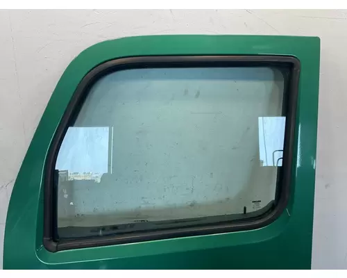 PETERBILT 579 Door Assembly, Front