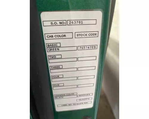 PETERBILT 579 Door Assembly, Front