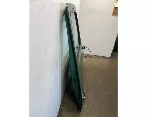 PETERBILT 579 Door Assembly, Front