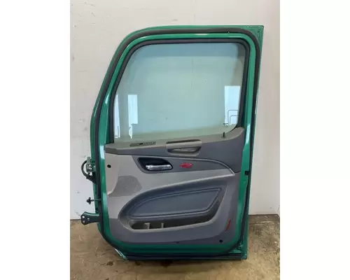 PETERBILT 579 Door Assembly, Front