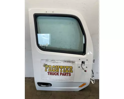 PETERBILT 579 Door Assembly, Front