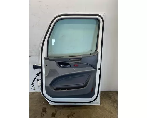 PETERBILT 579 Door Assembly, Front