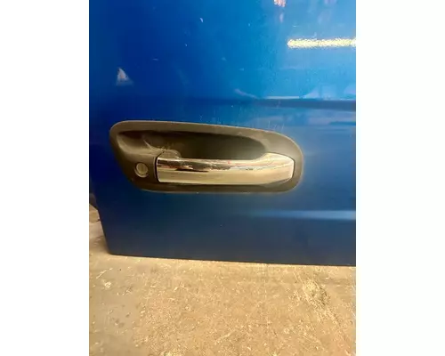 PETERBILT 579 Door Assembly, Front