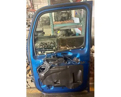 PETERBILT 579 Door Assembly, Front