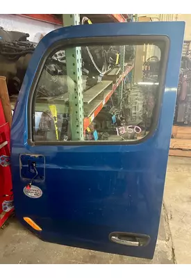 PETERBILT 579 Door Assembly, Front