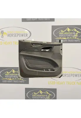 PETERBILT 579 Door Assembly, Front