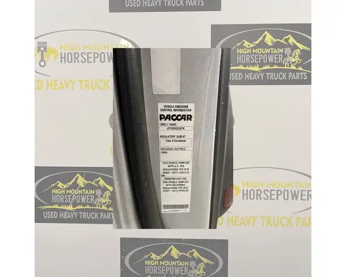 PETERBILT 579 Door Assembly, Front