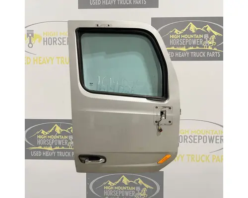 PETERBILT 579 Door Assembly, Front