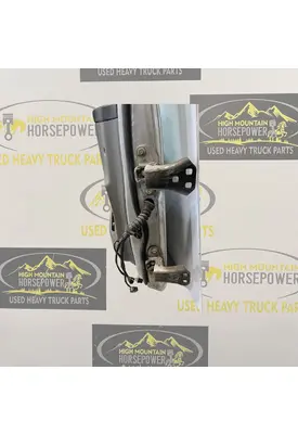 PETERBILT 579 Door Assembly, Front