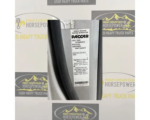PETERBILT 579 Door Assembly, Front