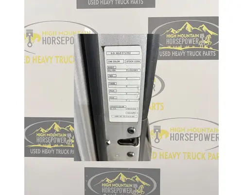 PETERBILT 579 Door Assembly, Front