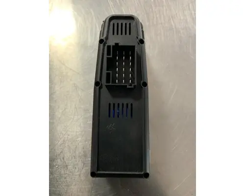 PETERBILT 579 Door Assembly, Front