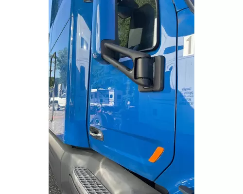 PETERBILT 579 Door Assembly, Front