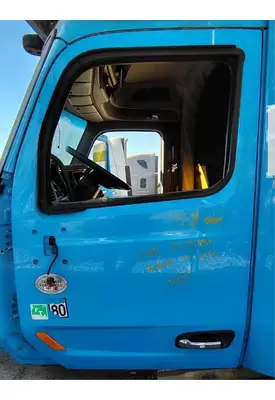 PETERBILT 579 Door Assembly, Front
