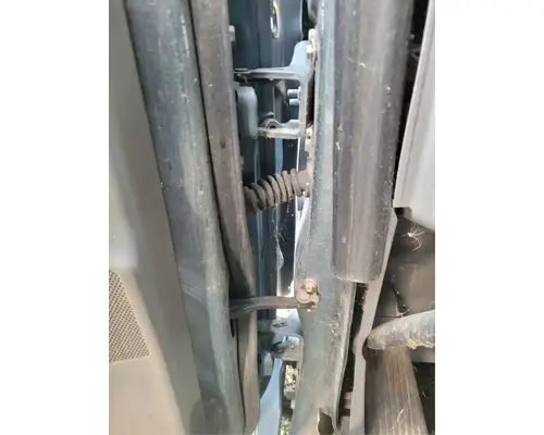 PETERBILT 579 Door Assembly, Front