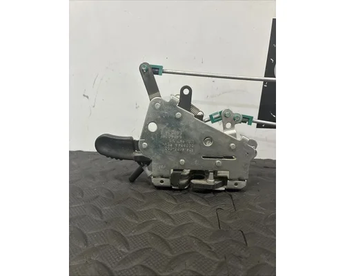 PETERBILT 579 Door Handle