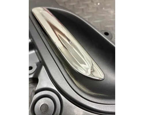 PETERBILT 579 Door Handle
