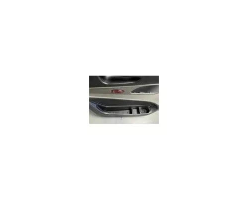 PETERBILT 579 Door Panel (Trim)
