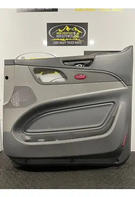 PETERBILT 579 Door Panel (Trim)