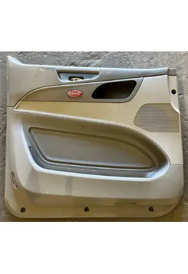 PETERBILT 579 Door Panel (Trim)