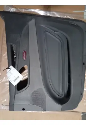 PETERBILT 579 Door Panel (Trim)
